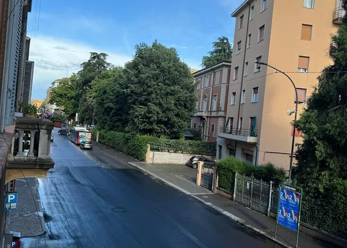 Frühstückspension Saragozza Bologna