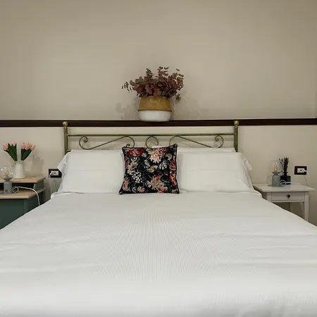 Saragozza Bed & Breakfast 3*